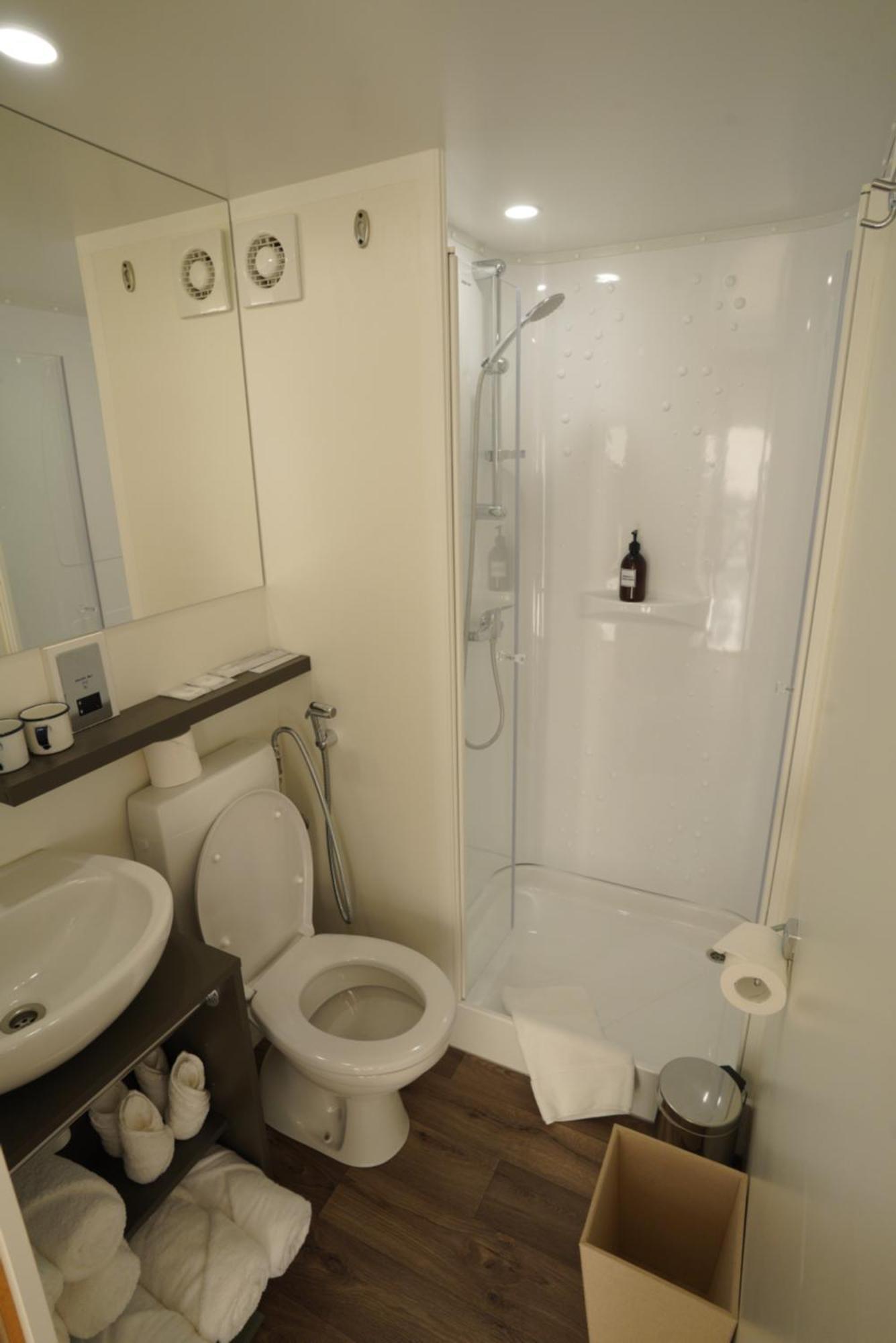 אבו דאבי Bab Al Nojoum Hudayriyat Villas חדר תמונה